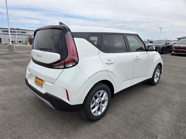 new 2025 Kia Soul car, priced at $24,905