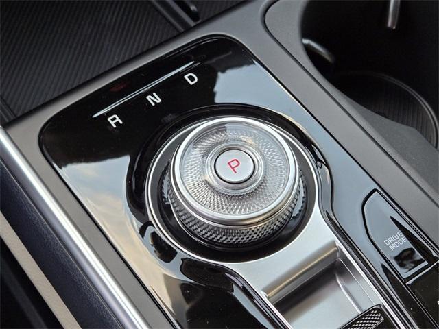 new 2026 Kia Carnival Hybrid car, priced at $55,420