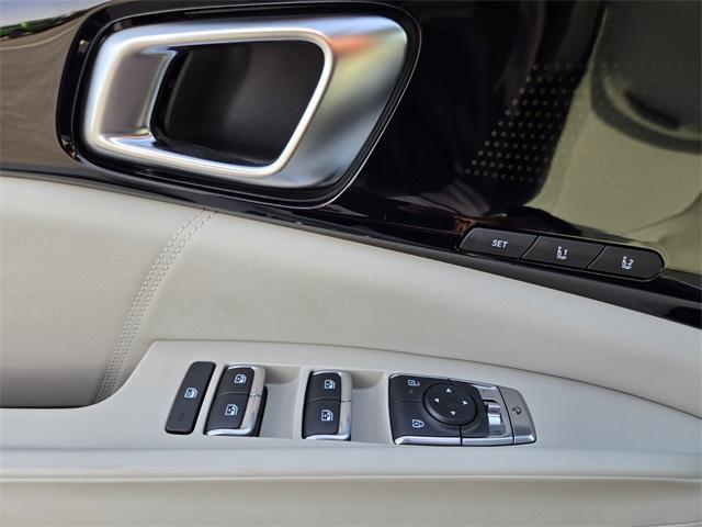 new 2026 Kia Carnival Hybrid car, priced at $55,420
