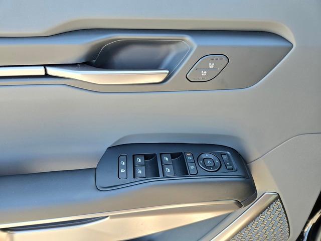 new 2026 Kia EV9 car, priced at $60,370