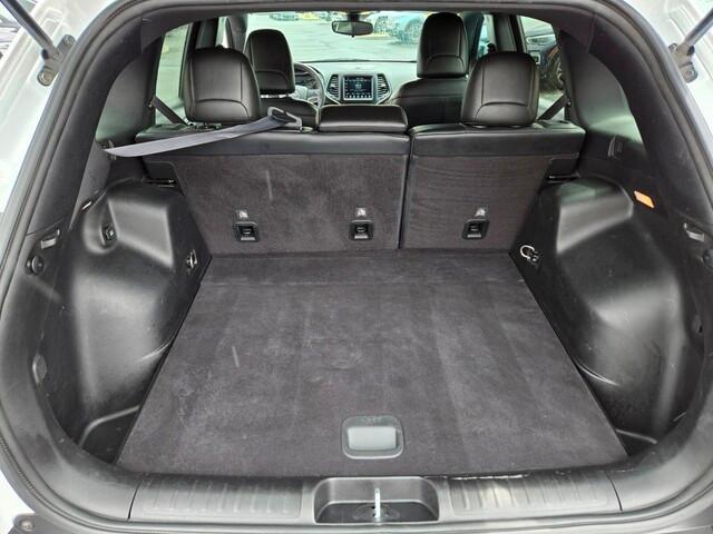 used 2021 Jeep Cherokee car, priced at $19,990
