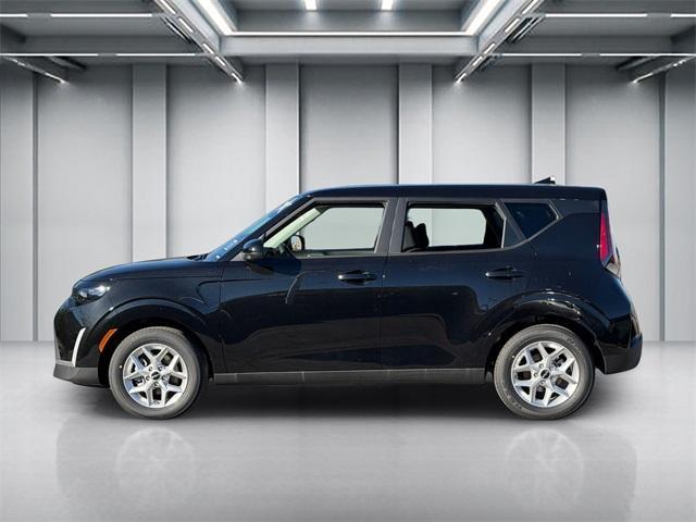 new 2025 Kia Soul car, priced at $23,030