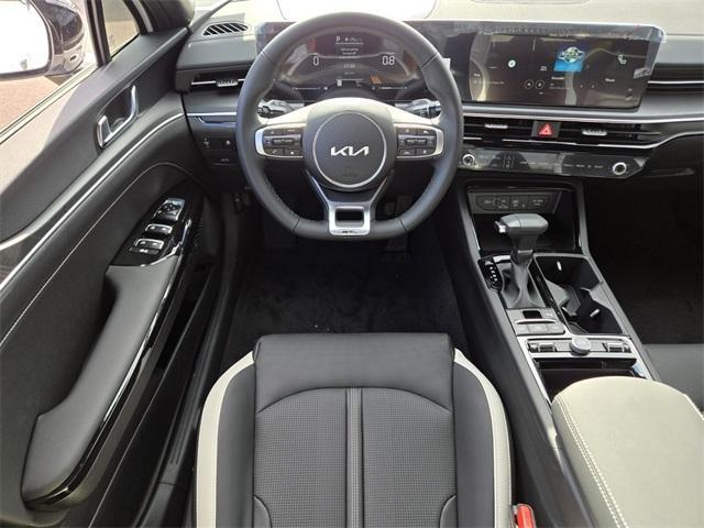 new 2025 Kia K5 car, priced at $30,045