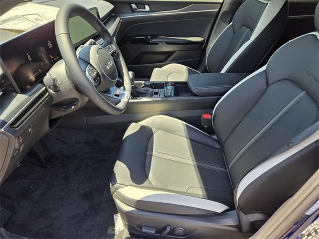 new 2025 Kia K5 car, priced at $29,715