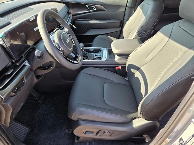 new 2026 Kia Carnival car, priced at $53,580