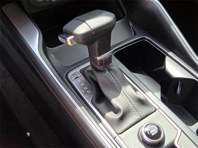 new 2025 Kia Sorento car, priced at $32,995