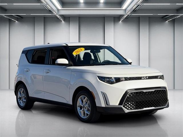 used 2024 Kia Soul car, priced at $18,888