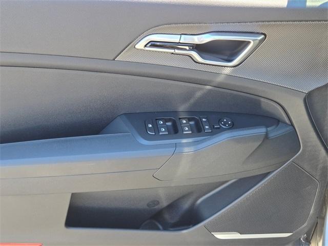 new 2025 Kia Sportage Hybrid car, priced at $28,995