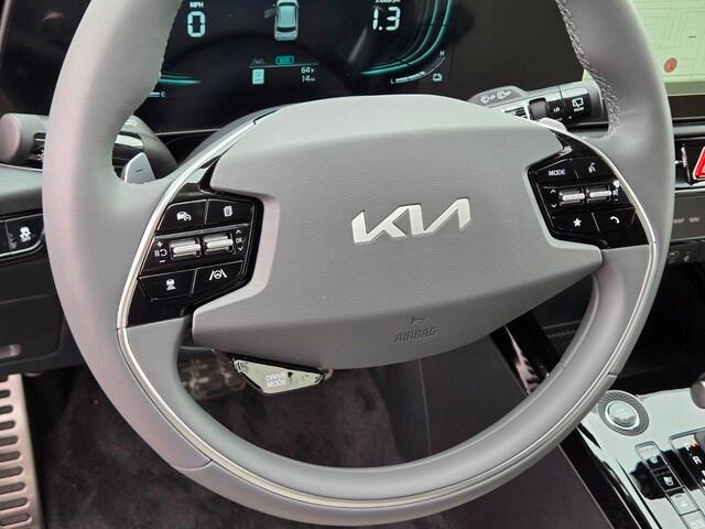 new 2025 Kia Niro car, priced at $35,950