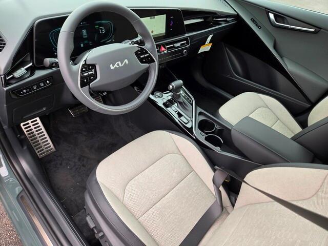 new 2025 Kia Niro car, priced at $35,950