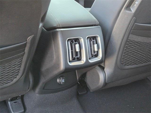 new 2025 Kia Sorento Plug-In Hybrid car, priced at $47,590