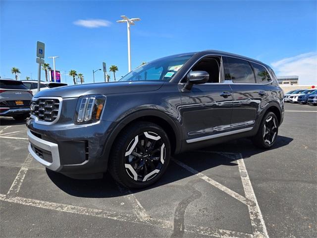 used 2024 Kia Telluride car, priced at $37,588