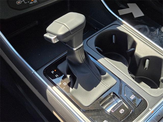 new 2026 Kia Carnival car, priced at $43,025