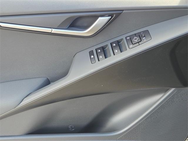 new 2025 Kia Niro car, priced at $29,255
