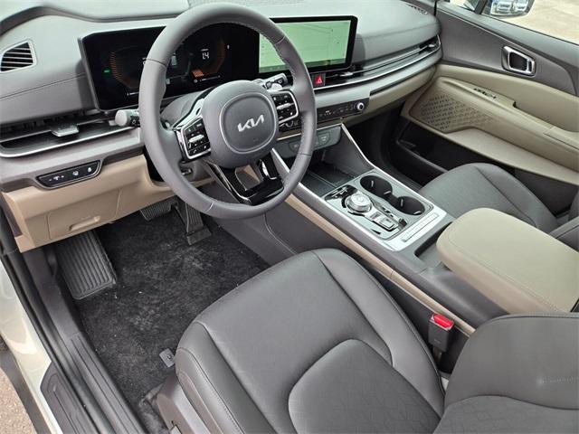 new 2026 Kia Carnival Hybrid car, priced at $45,605
