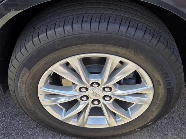used 2021 Cadillac XT5 car, priced at $27,390