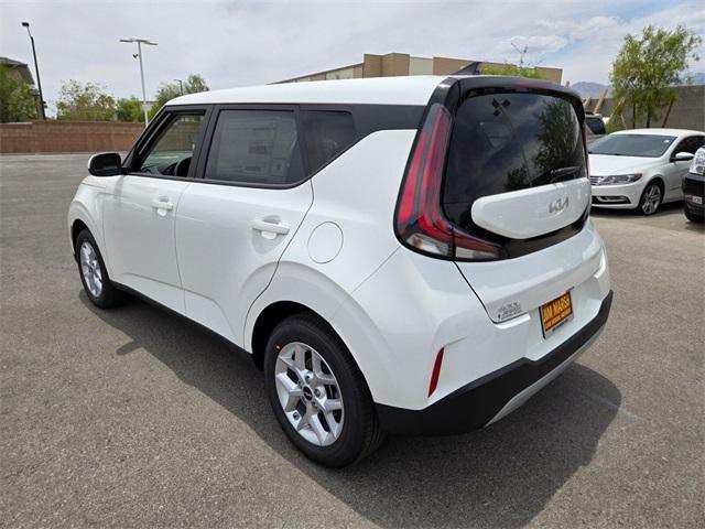 new 2025 Kia Soul car, priced at $22,960