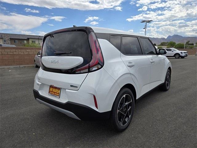 new 2025 Kia Soul car, priced at $25,805