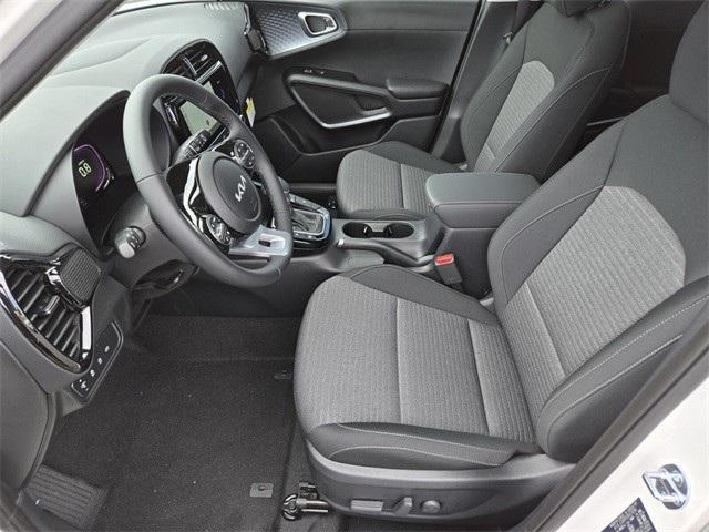 new 2025 Kia Soul car, priced at $25,805