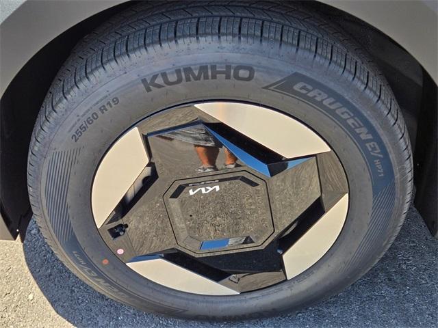 new 2026 Kia EV9 car, priced at $59,735