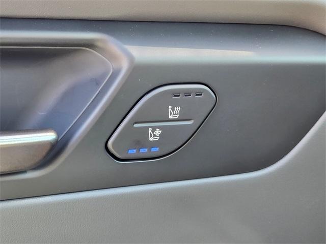 new 2026 Kia EV9 car, priced at $59,735