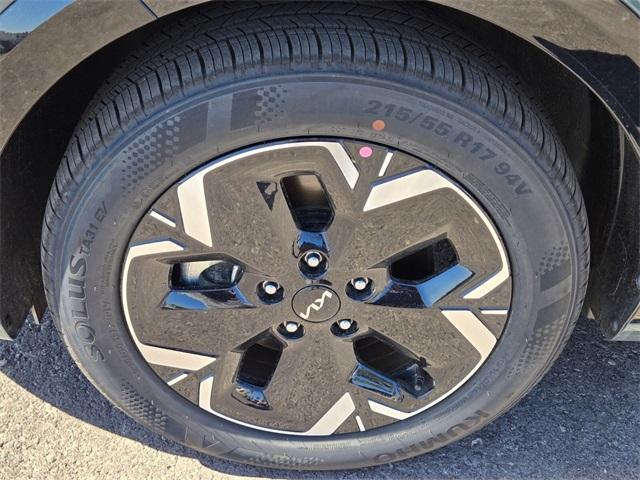 new 2025 Kia Niro EV car, priced at $46,405