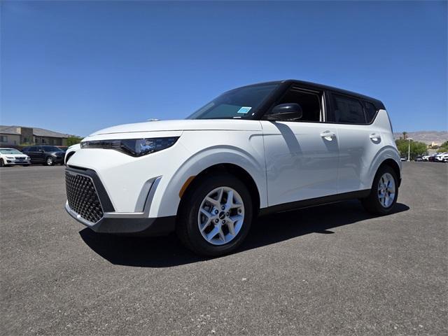 new 2025 Kia Soul car, priced at $24,295