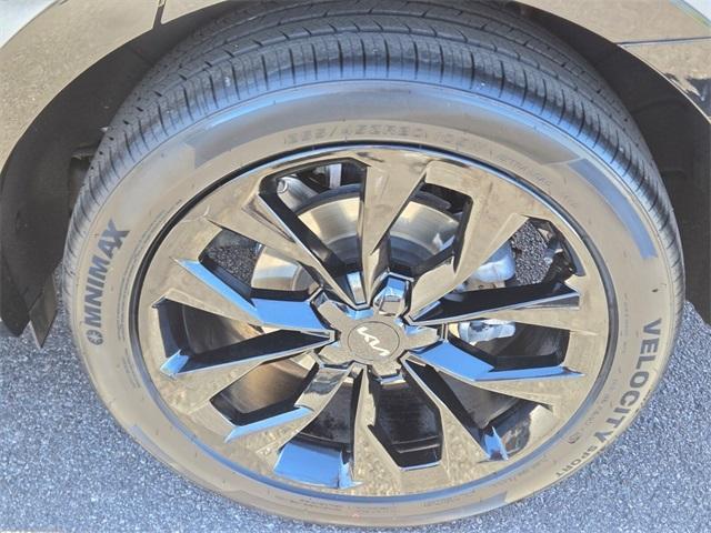 used 2022 Kia Sorento car, priced at $26,575