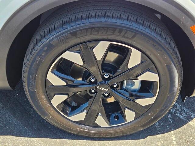 used 2024 Kia Sportage Plug-In Hybrid car, priced at $37,415