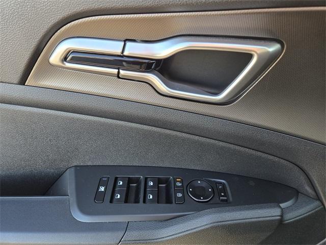 new 2026 Kia Sportage Hybrid car, priced at $35,295