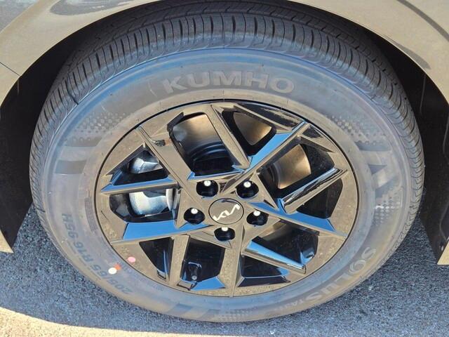 new 2026 Kia K5 car, priced at $28,565