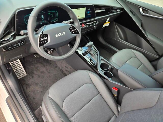 new 2025 Kia Niro car, priced at $36,345