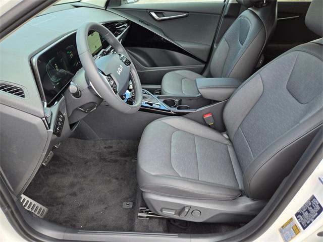 new 2025 Kia Niro car, priced at $37,355