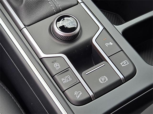 new 2025 Kia Sorento car, priced at $36,720