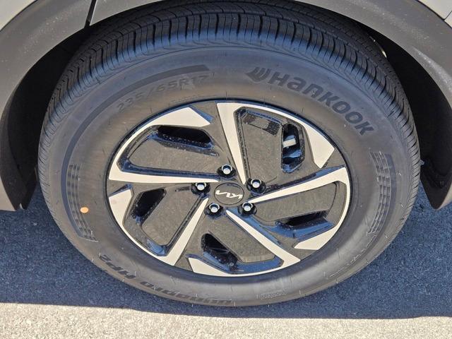 new 2025 Kia Sportage Hybrid car, priced at $29,750