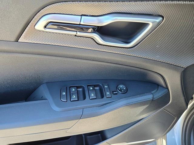 new 2025 Kia Sportage Hybrid car, priced at $29,750