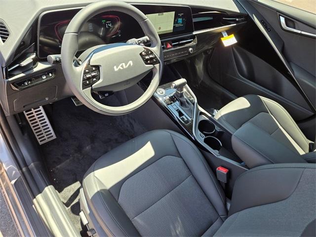 new 2025 Kia Niro car, priced at $33,755