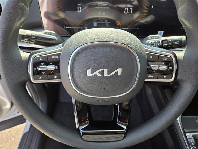 new 2025 Kia Sorento car, priced at $34,125
