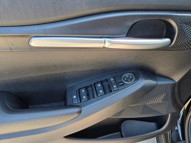 new 2025 Kia Seltos car, priced at $26,670