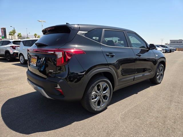 new 2025 Kia Seltos car, priced at $26,670
