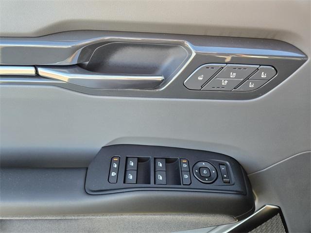 new 2026 Kia EV9 car, priced at $72,325