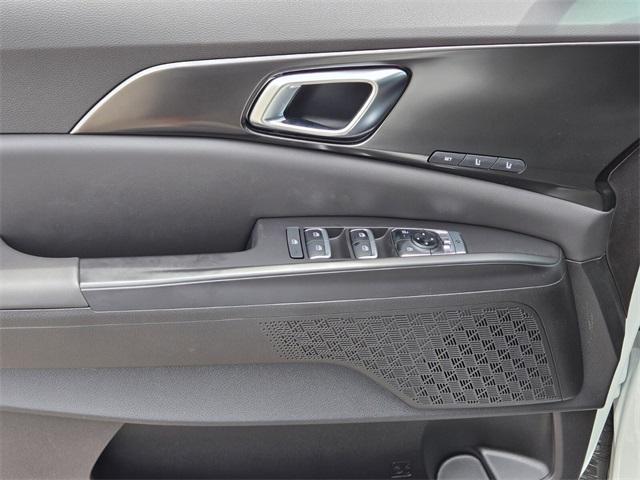 new 2026 Kia Carnival car, priced at $49,285
