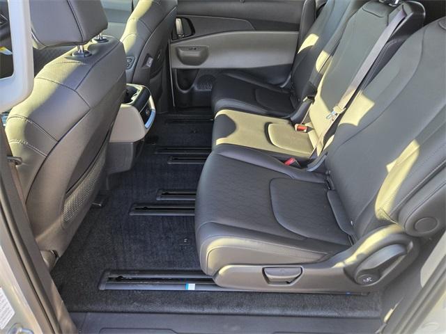 new 2026 Kia Carnival Hybrid car, priced at $45,605