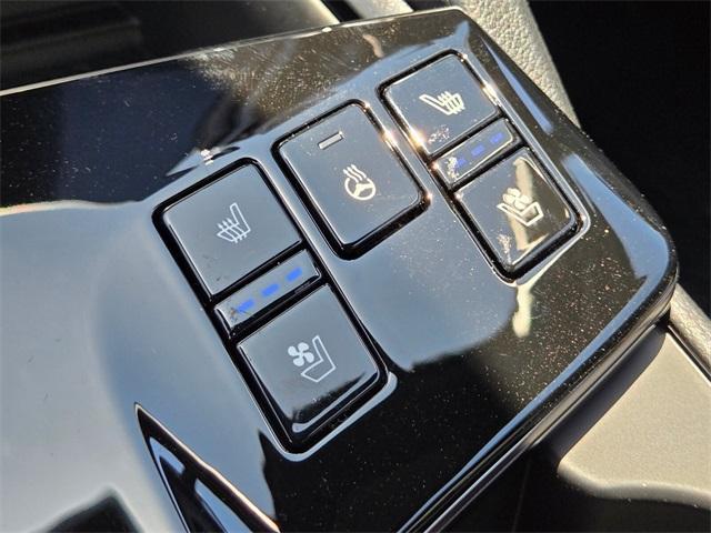 new 2025 Kia Sportage Plug-In Hybrid car, priced at $46,135