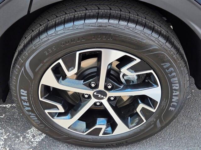 used 2025 Kia Sportage Hybrid car, priced at $30,750