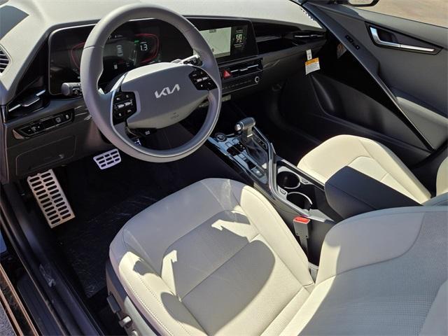 new 2025 Kia Niro car, priced at $32,800