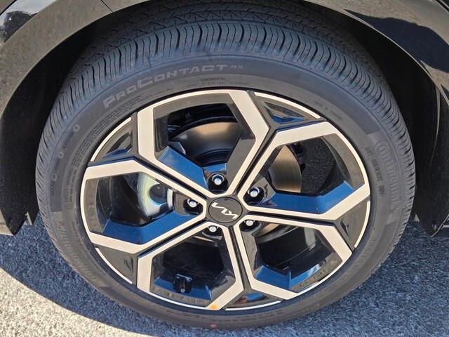 new 2025 Kia Niro car, priced at $34,055