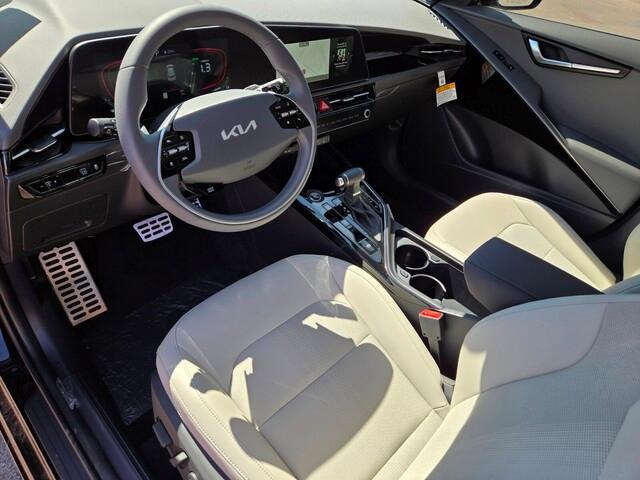 new 2025 Kia Niro car, priced at $34,055