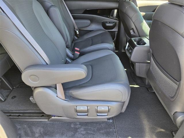 used 2025 Kia Carnival Hybrid car, priced at $47,955