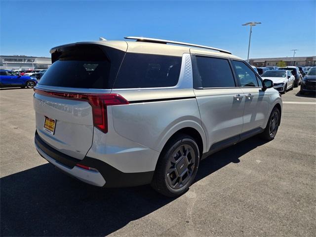 new 2026 Kia Carnival Hybrid car, priced at $45,465